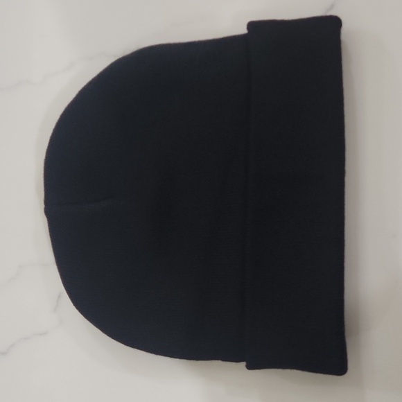 Ed Hardy Beanie NWT - Picture 5 of 5